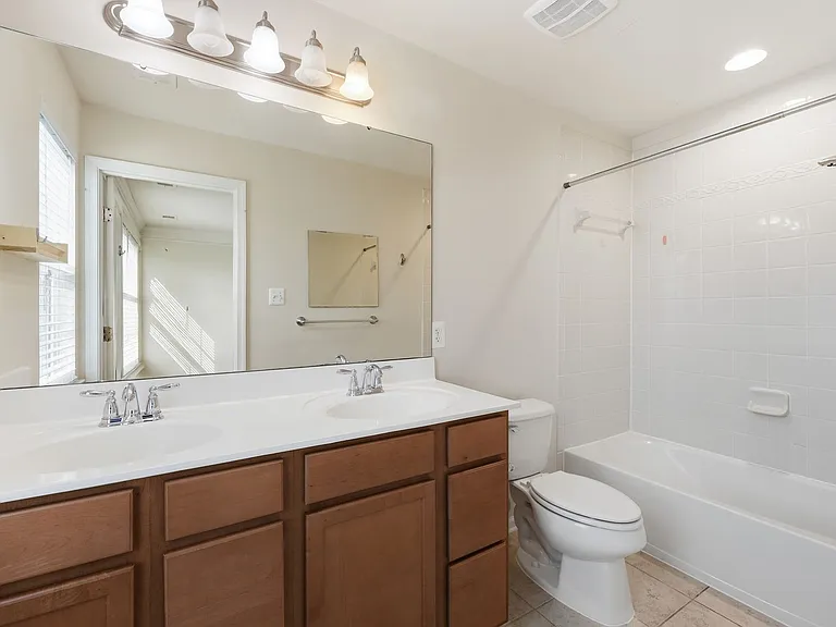 7833 Wormans Mill Rd — Photo 32