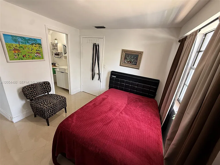 777 SW 9th Ave #205 — Photo 6