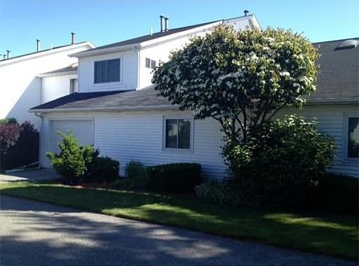 1st image of 781 Williamsburg Cir