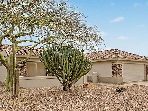3rd image of 19409 N PAPAGO Drive