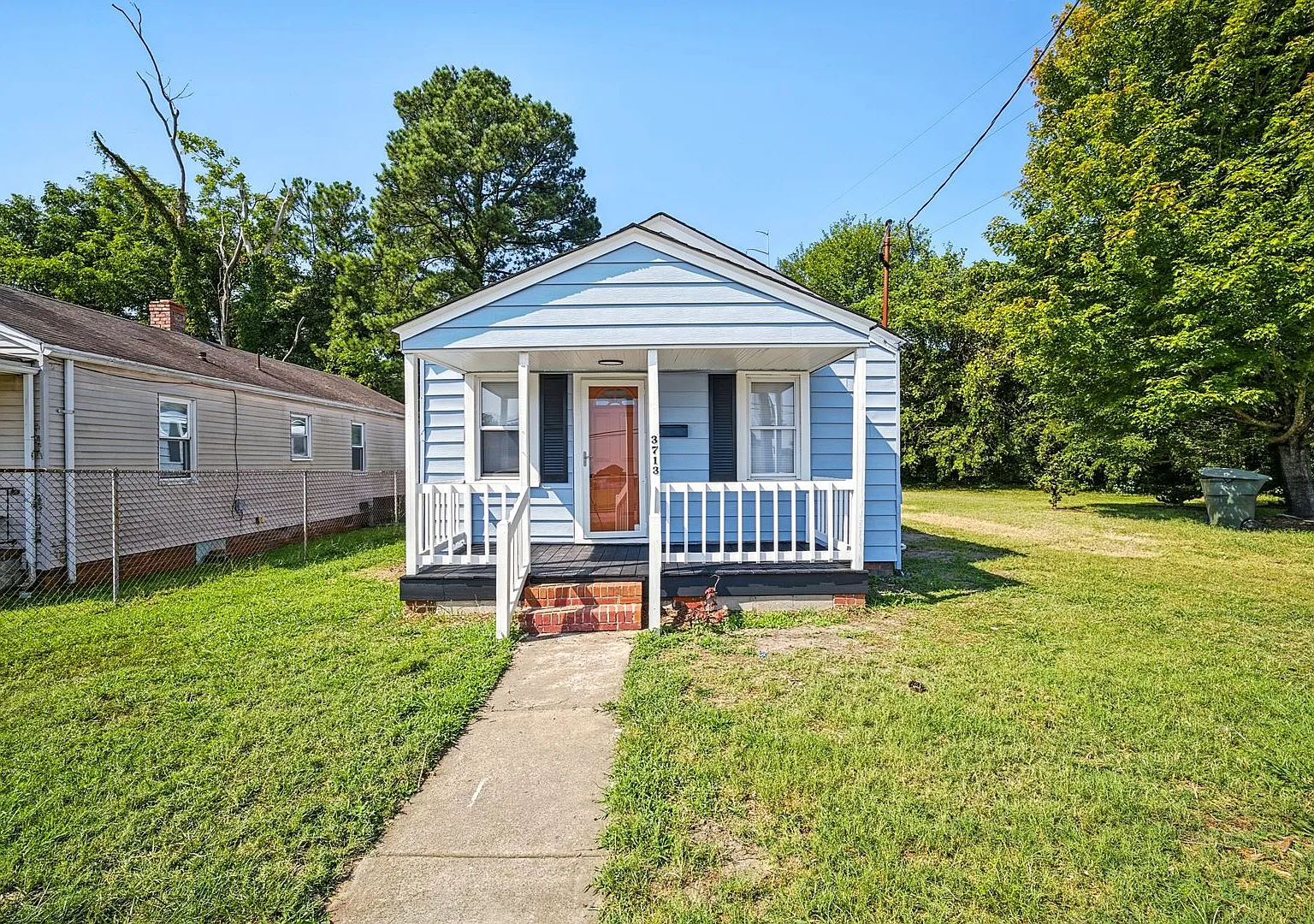 3713 Chestnut Avenue — Photo 1