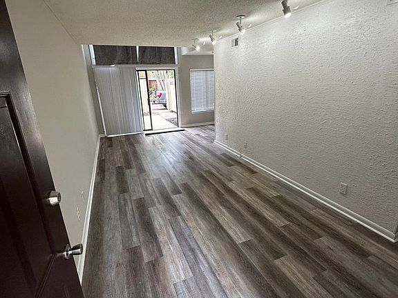 2nd image of 3621 Wilmot Ave #F