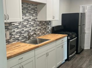 112 Elm St #3, Amesbury, MA 01913