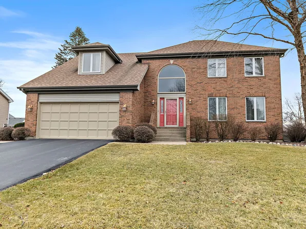 1185 Dovercliff Way, Crystal Lake, IL 60014