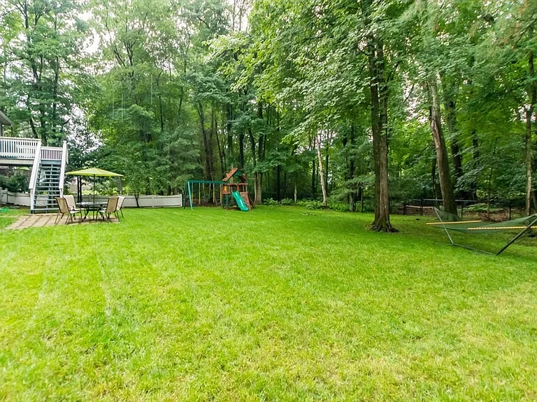 13 Westwood St #1 — Photo 7