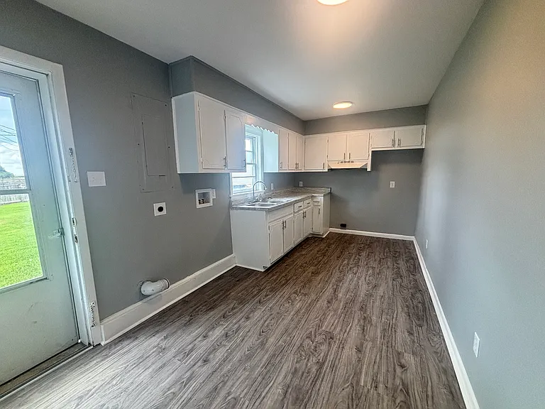 151 Locust Grove Rd #2 — Photo 6