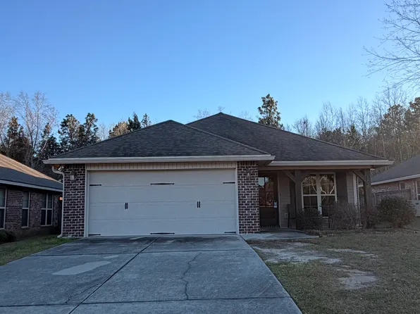 104 Hawthorne Dr, Hattiesburg, MS 39402