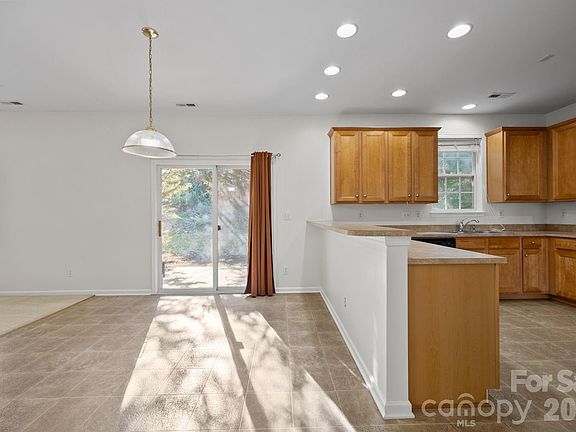 5th image of 14307 O'Casey Ln