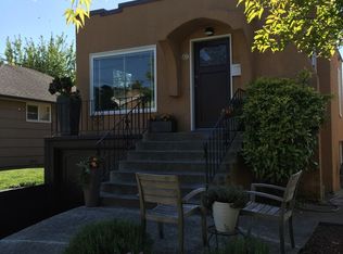 3413 Walnut Ave SW, Seattle, WA 98116