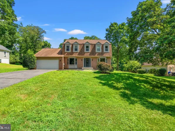 1929 Morningmist Dr, Silver Spring, MD 20906