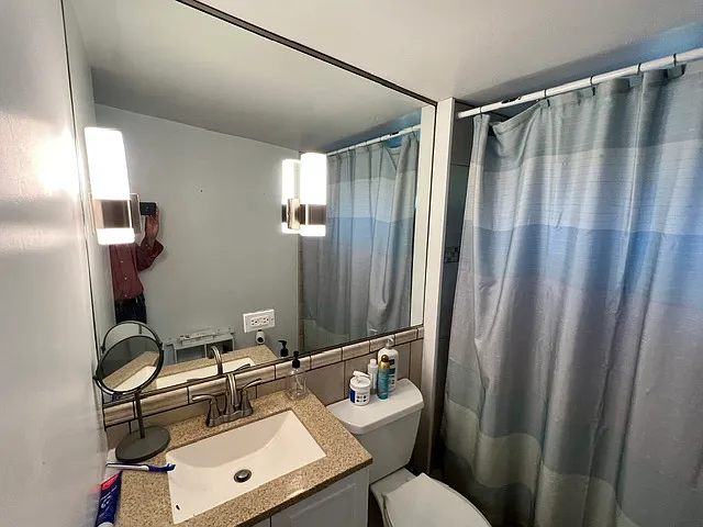 2221 Center Ave #A — Photo 6