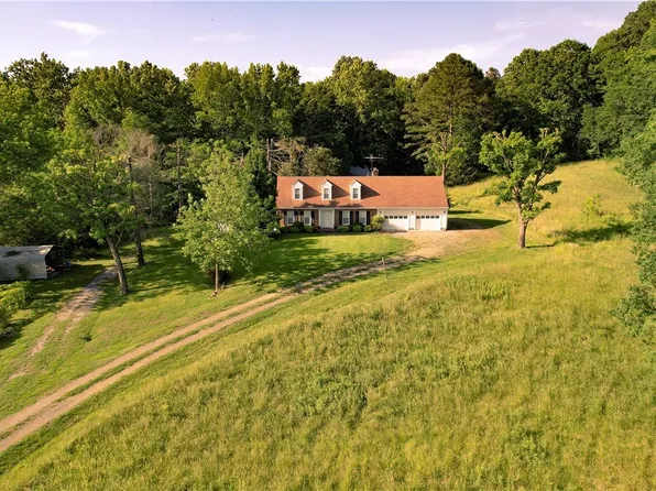 9610 Sunnyside Rd, Mc Kenney, VA 23872