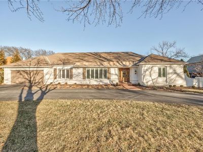 6717 Willow Ln, Mission Hills, KS, 66208