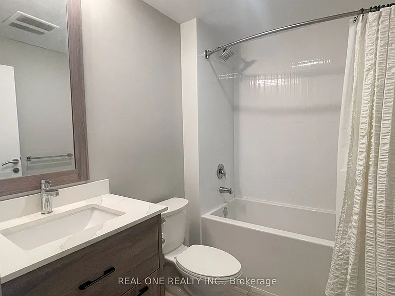 20 George St #2504 — Photo 20