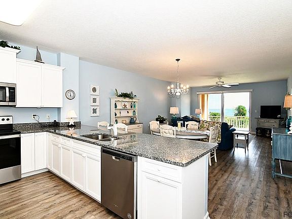 3rd image of 80 Surfview Dr APT 219