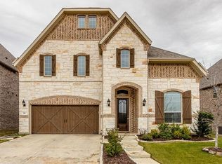 911 Mountain Laurel Dr, Euless, TX 76039