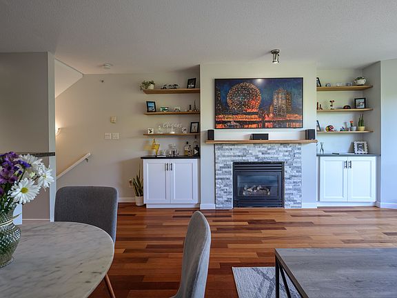 4th image of 676 W 6th Ave #220