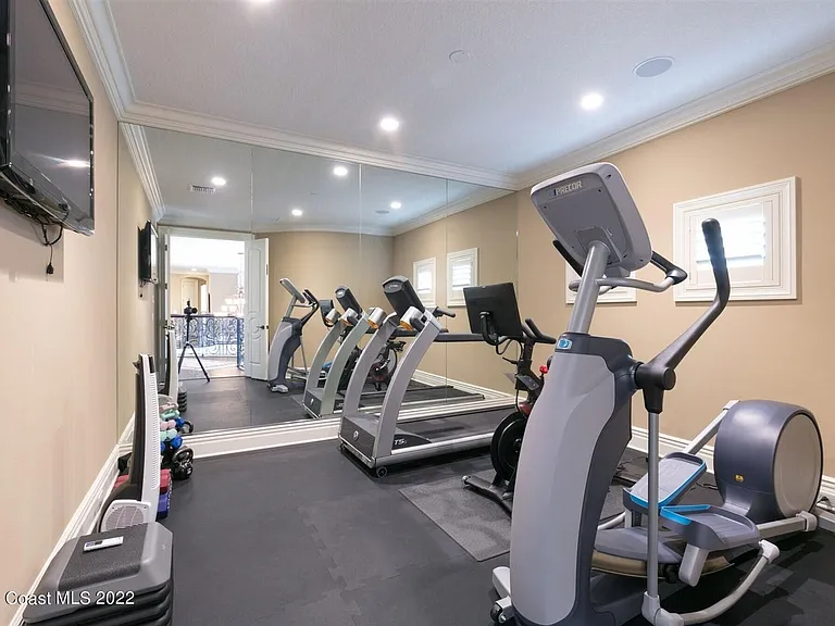 3059 Wyndham Way — Photo 35