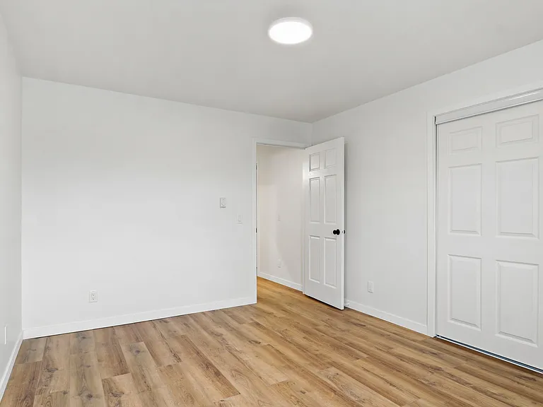 493 S Perry Pkwy — Photo 13