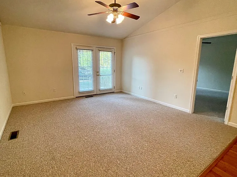 4022 Dalt Dr — Photo 8