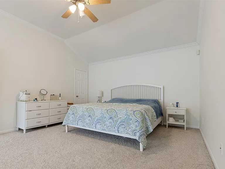 1734 Heddon Falls Dr — Photo 16