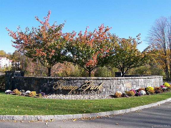 4th image of 603 Trump Park #603