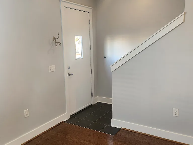 310 N Broad St — Photo 21