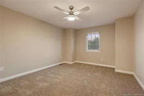 611 Knob Hill Rd — Photo 10