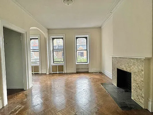 Rented by Oxford Property Group | media 12