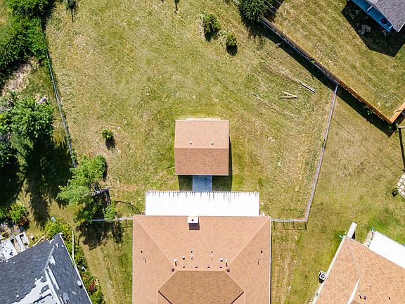4th image of 5468 Bromwick Dr