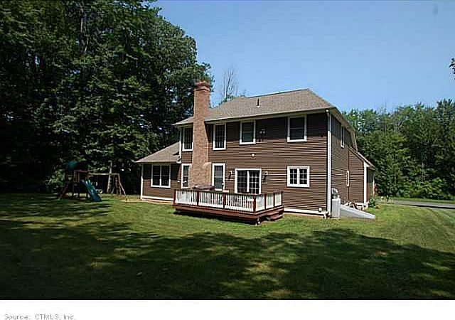 2nd image of 411 Village St