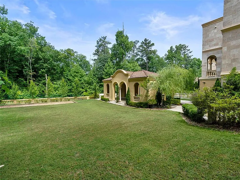 6420 Riverside Dr NW — Photo 110