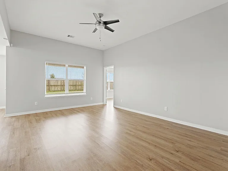 7126 Montclair Peak Ln — Photo 7