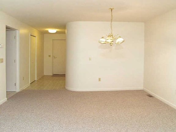 2nd image of 150 Brittany Ln