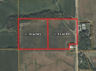 N 200th St, Oblong, IL 62449