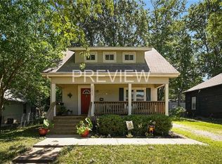 12823 8th St, Grandview, MO 64030