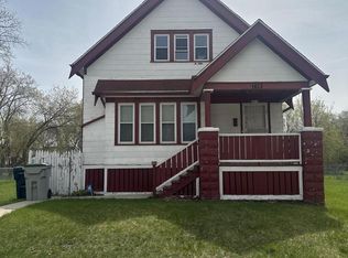 1613 W Wright St, Milwaukee, WI