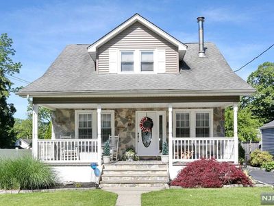 63 Stockton St, Hillsdale, NJ, 07642