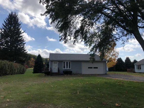214 Miller Rd, Castleton, NY 12033