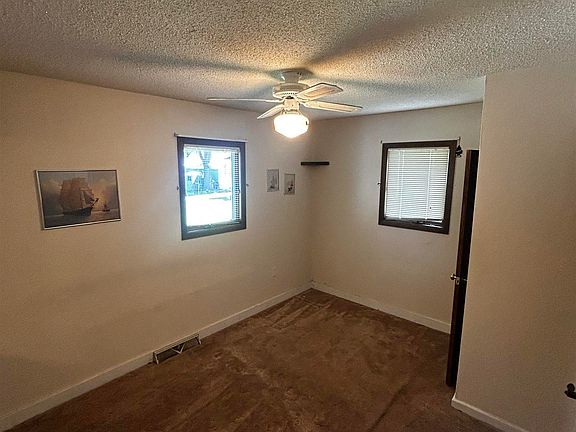 5th image of 506 NW 5th St