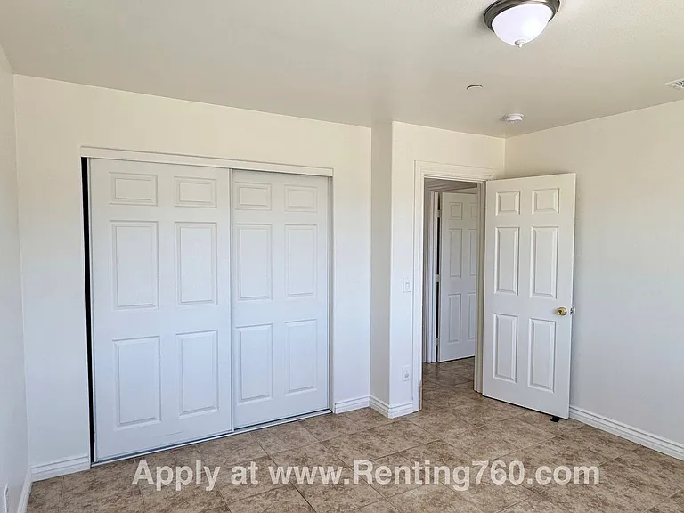 8650 Abeland Rd — Photo 15