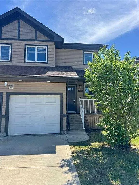 3 bed, 1.5 bath, 1061 sqft, $2,250 — Photo 1