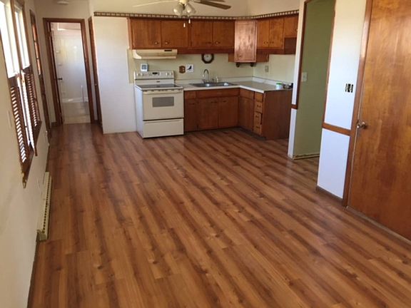 2nd image of 10 Robinwood Dr