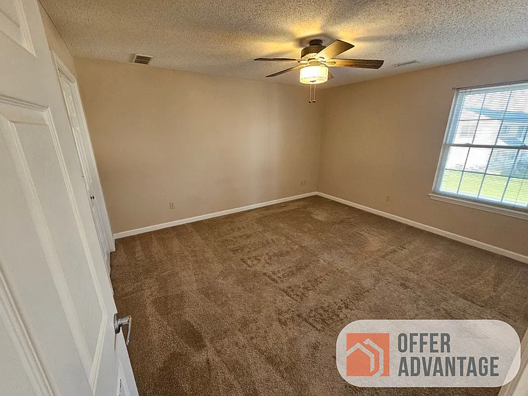 499 Burroughs Dr #5 — Photo 4