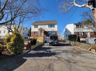 53 Henderson Ave, Yonkers, NY 10704