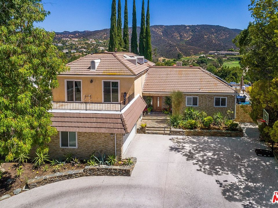 1st image of 18780 Pasadero Dr
