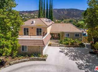 18780 Pasadero Dr, Tarzana, CA 91356