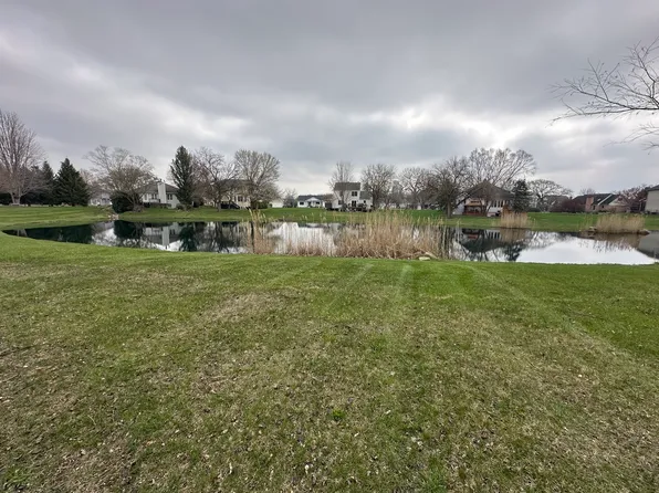 470 Logue Cir #470, Seneca, IL 61360