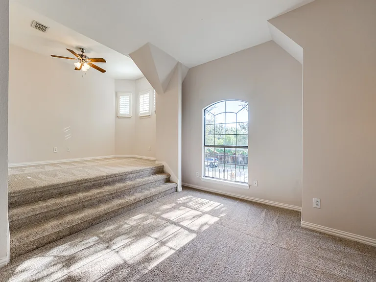 4463 Fallmeadow Dr — Photo 22