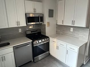 119-40 Metropolitan Ave #C3, Kew Gardens, NY 11415
